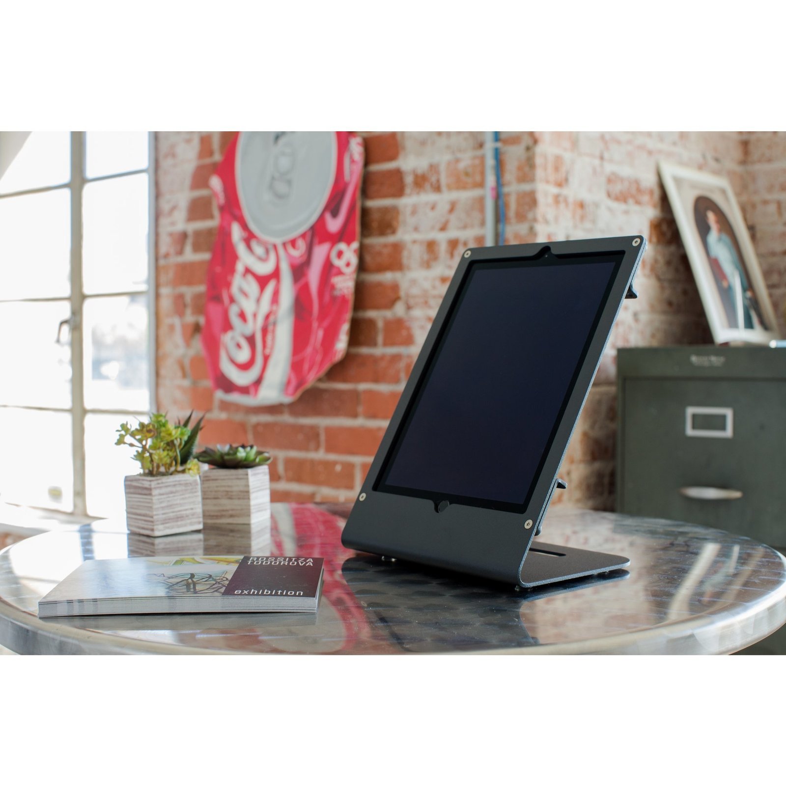 Kensington WindFall Portrait Stand Passive holder Tablet/UMPC Black K60728US